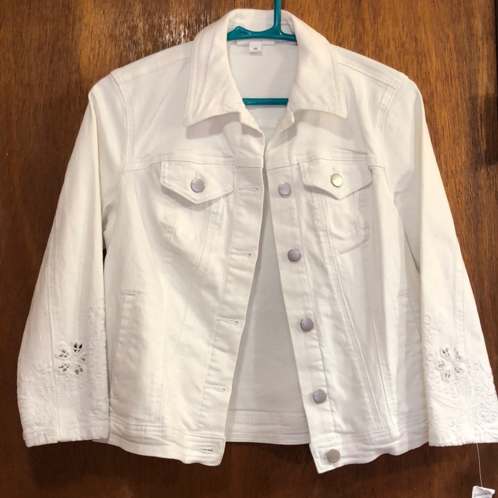 Dress Barn XS White Stretch Jean Jacket